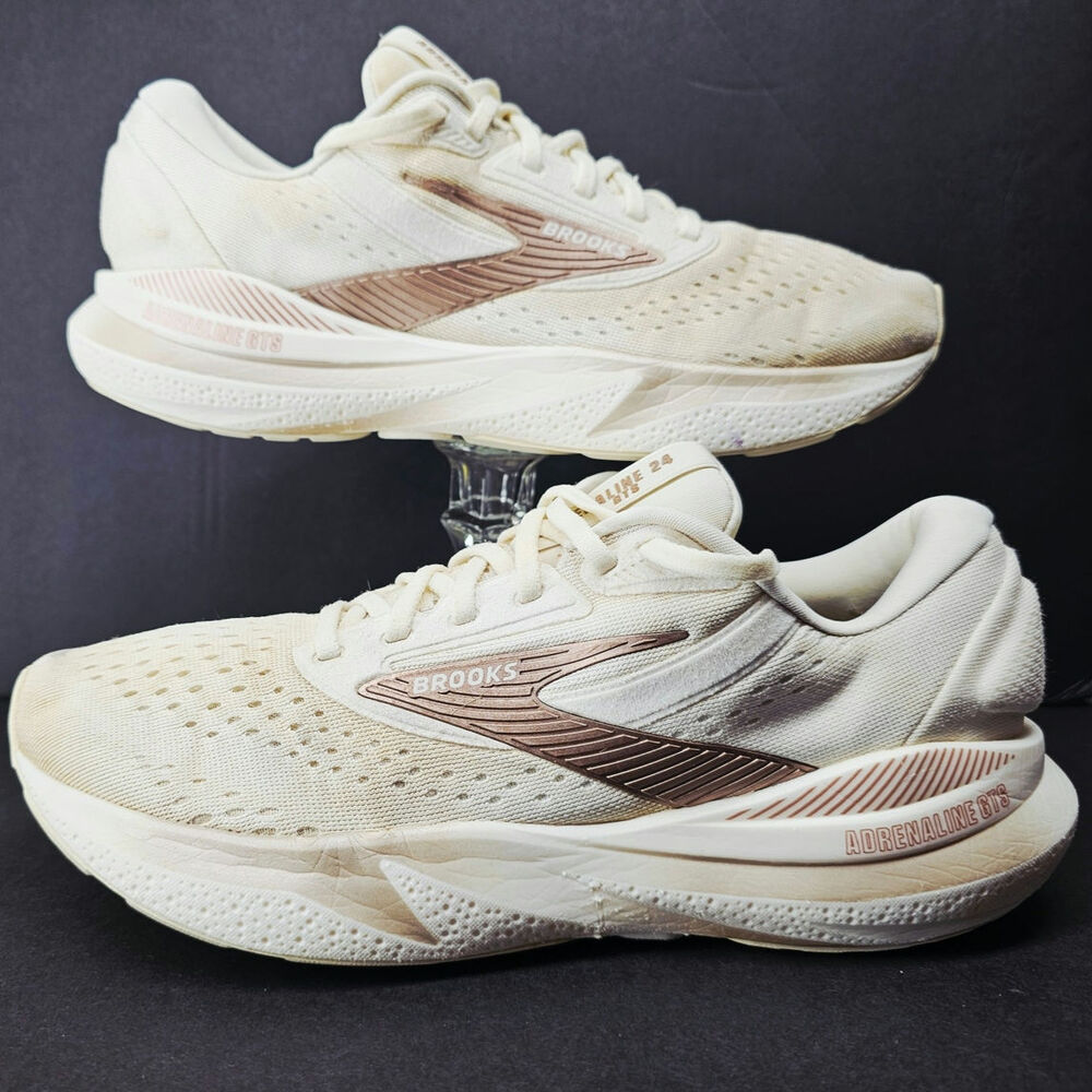 Brooks Women 10 Comfy footwear